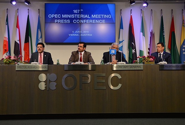 OPEC Petrol Üretim Kotasını Değiştirmedi