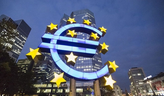 Euro Bölgesi Büyüme Beklentisinde Sert Düşüş