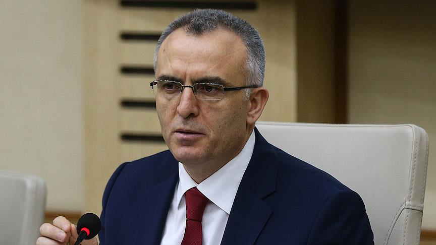'Ümit ediyoruz ki 2016'da enflasyonda aşağı yönlü bir trendi izleriz'