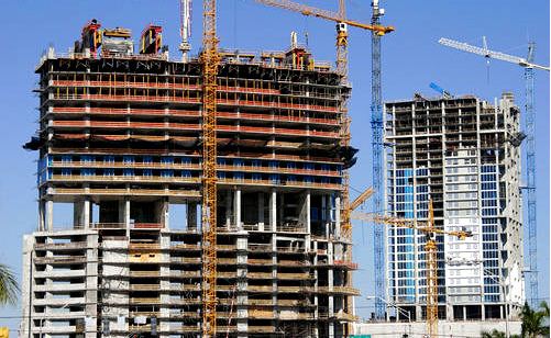 Konutta Yapı Ruhsatları Azaldı, Malzeme Sektörü Büyüdü