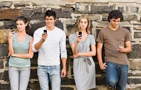Gençler Sosyal Medyada Günde En Az 3 Saat Geçiriyor