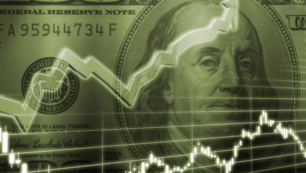 Dolar 3.90 Sınırını Aştı