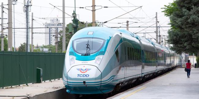 YHT'lere Ramazan Bayramı İçin Ek Sefer