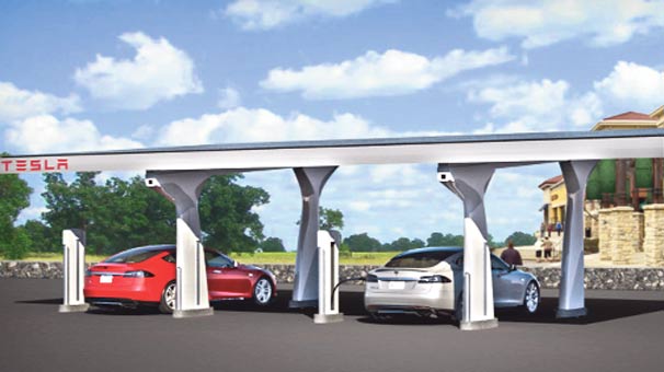 Elektrikli Tesla Yollara Bedava Şarj Zinciri Kurdu