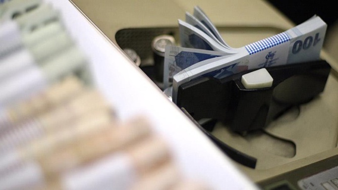 TL, Trump sonrası baskı altında