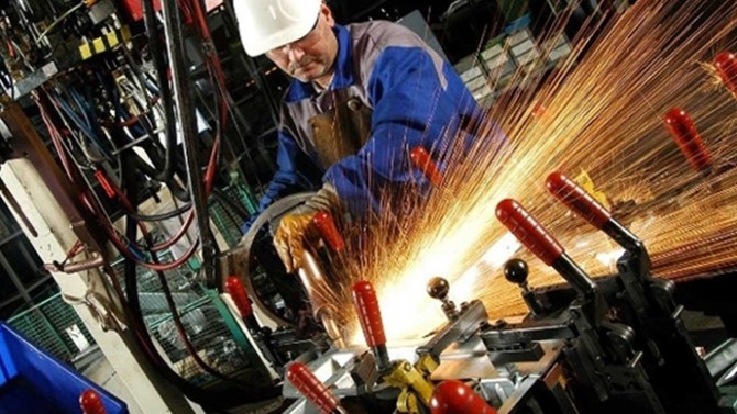 İmalat PMI Ekimde Yükseldi