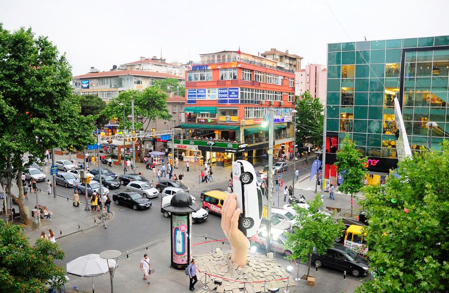 İstiklal ve Nişantaşı'nda Boş Dükkan Sayısı Artıyor