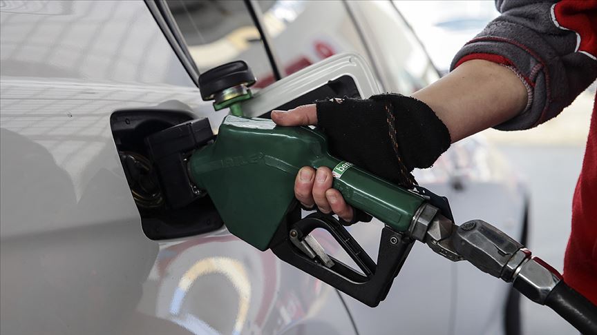 Benzine Gelen Zam Hız Kesmiyor