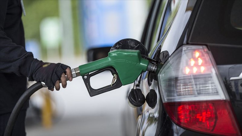 Benzine 8 Kuruş Zam