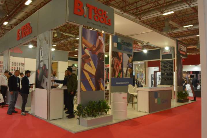 Sezgin Güney, Bi-Tech serisini İstanbul Hırdavat Fuarı'nda tanıttı