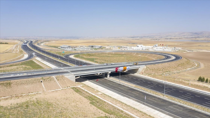 Ankara-Niğde Otoyolu'nun tamamı hizmete giriyor