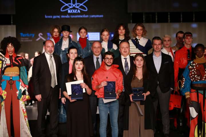 33 Milyar Dolarlık İhracata Giden Yolu Kısaltıyoruz