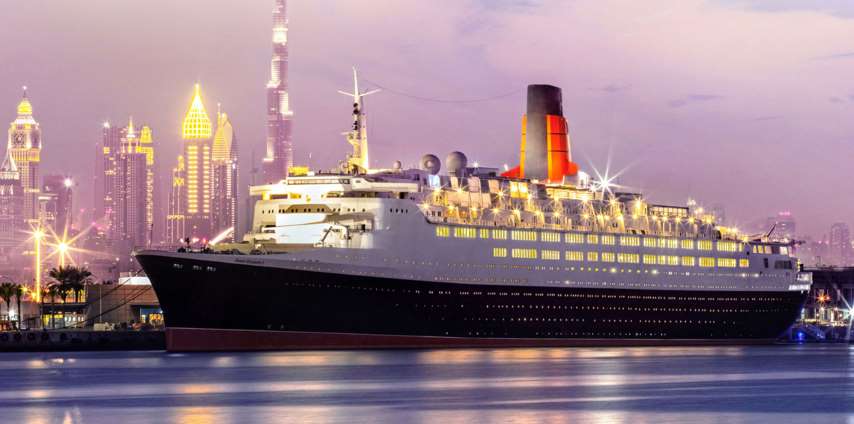 Dubai ‘M/S QUEEN ELIZABETH 2’ Gemisini Lüks Otele Dönüştürüyor
